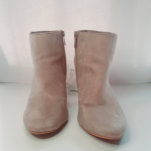 Torrid Taupe Faux Suede High Heels Bootie 9.5W - Picture 2 of 11